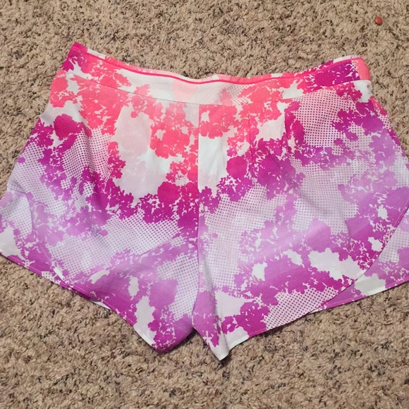 Cute pink and purple shorts! - Picture 3 of 4